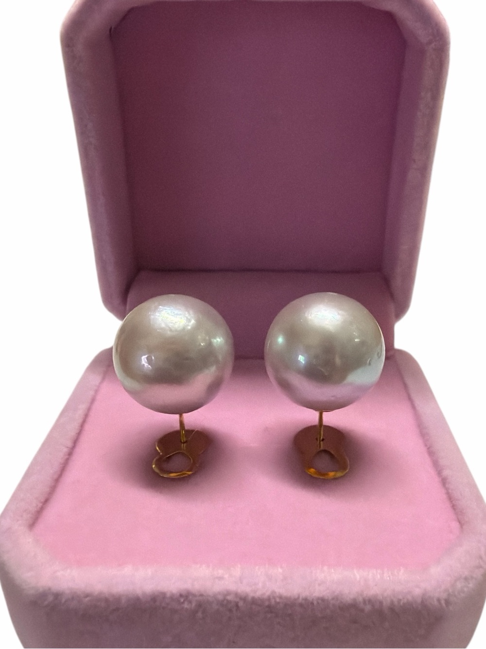 Authentic 13.9mm South Sea Pearl Silvery White Stud Earrings 14k Gold Pawnable